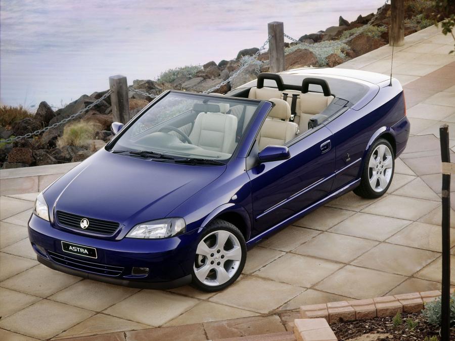 Holden Astra Convertible 2001 года  (фото 5 из 16)